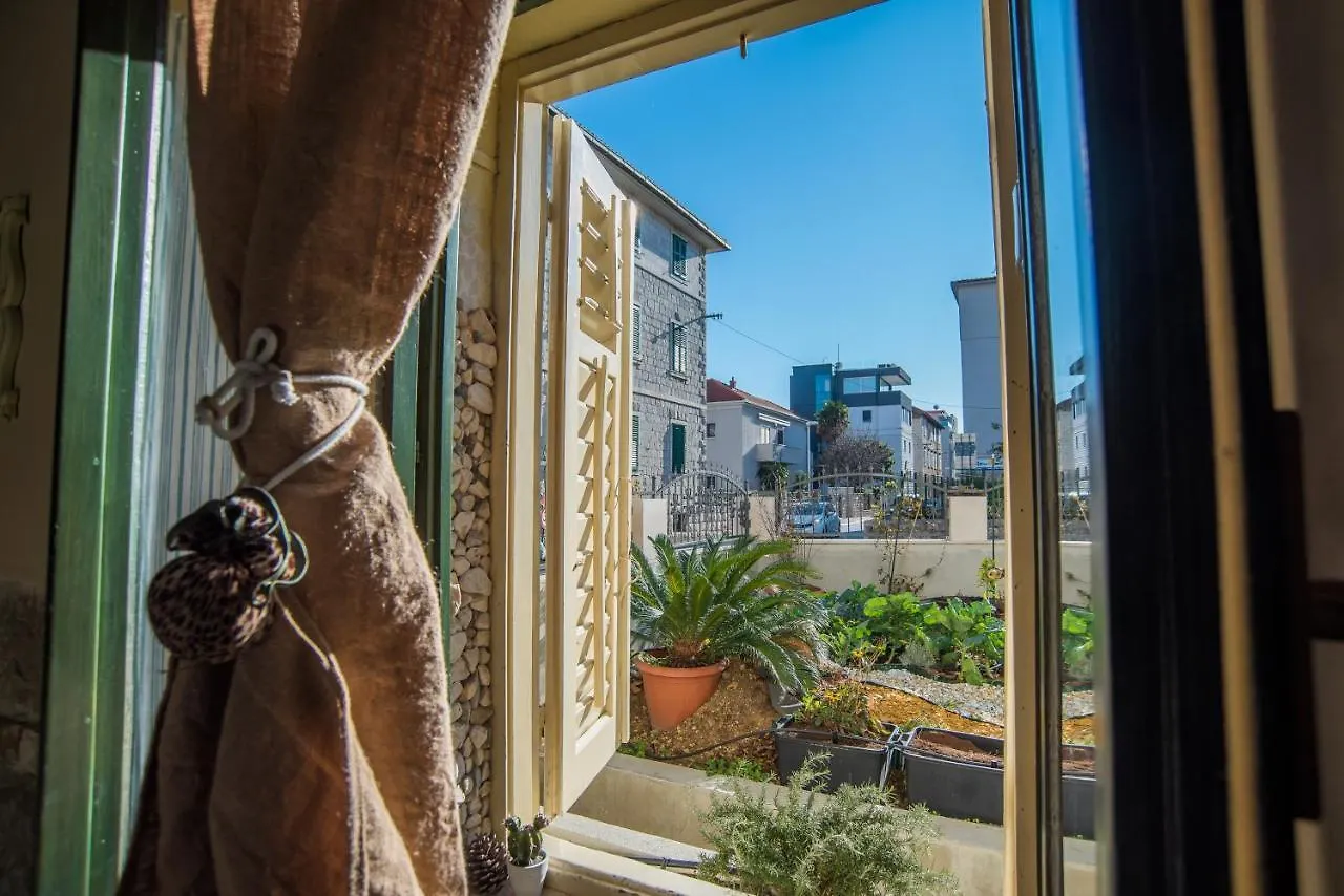 Nomi Dream Box Apartment Split Croatia